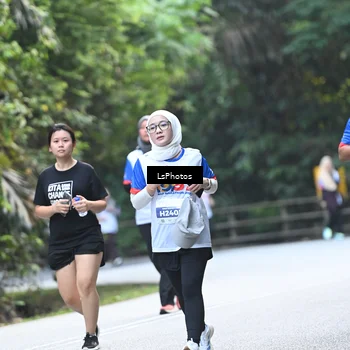 Runner Photo 4766592