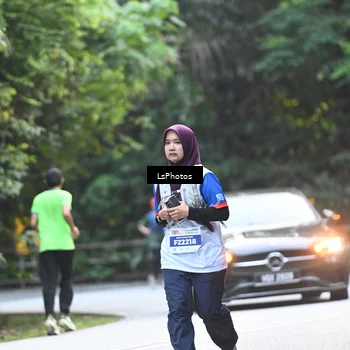 Runner Photo 4766657
