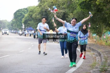 Runner Photo 4766658