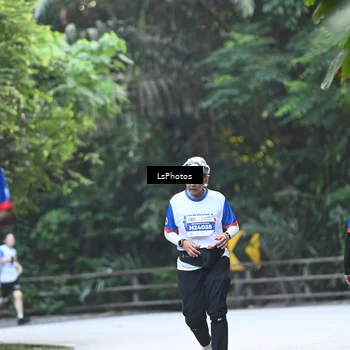 Runner Photo 4766695