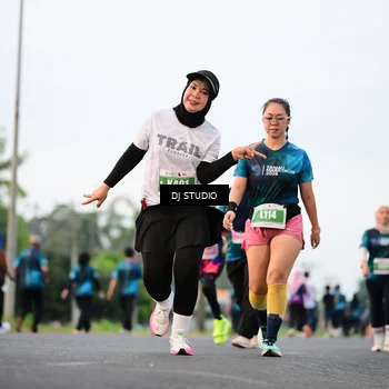 Runner Photo 4766757