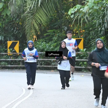 Runner Photo 4767334