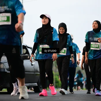 Runner Photo 4767775