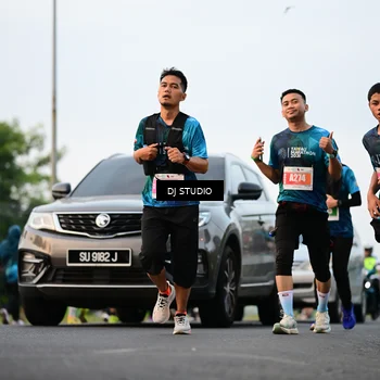 Runner Photo 4767845