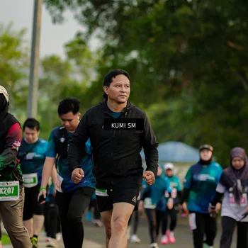Runner Photo 4768046