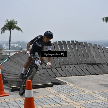 Runner Photo 4768541