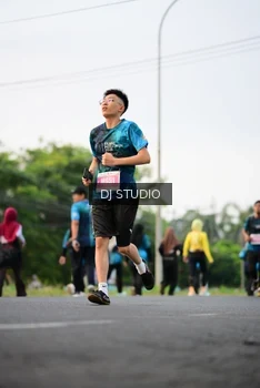 Runner Photo 4769358