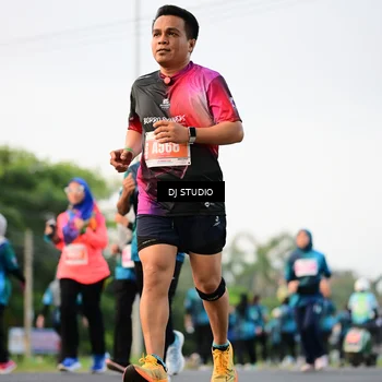 Runner Photo 4770376