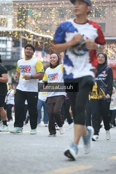 Runner Photo 4771335