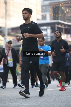 Runner Photo 4771710