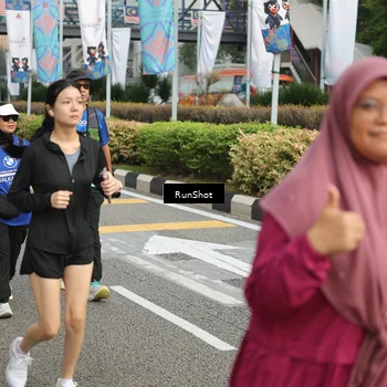 Runner Photo 4771843