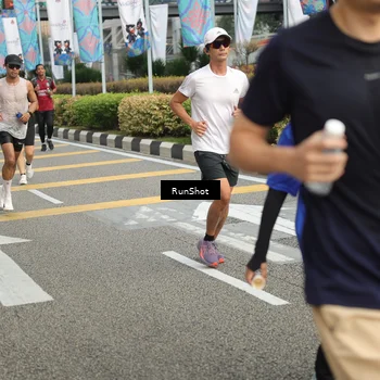 Runner Photo 4771913