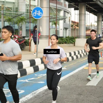Runner Photo 4772353