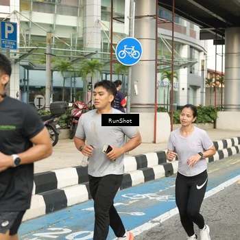 Runner Photo 4772407