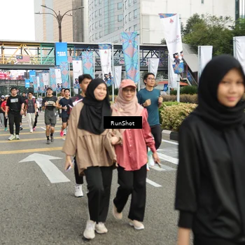 Runner Photo 4772546