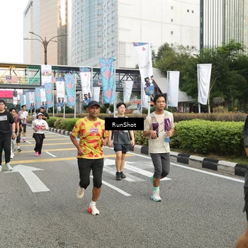 Runner Photo 4772669