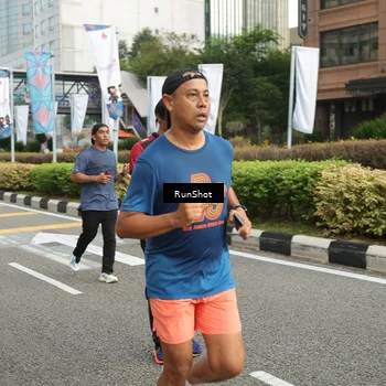 Runner Photo 4773695
