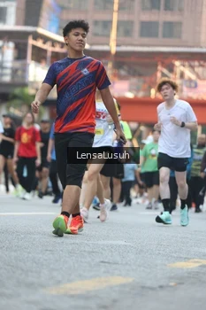 Runner Photo 4774005