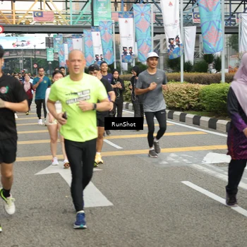 Runner Photo 4774096