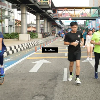 Runner Photo 4774132