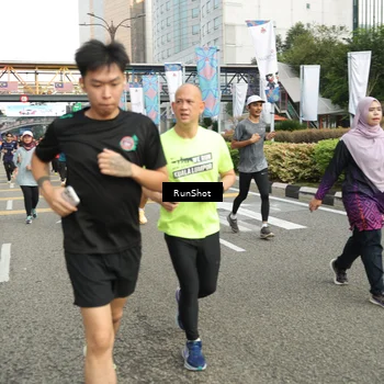 Runner Photo 4774202