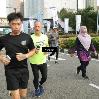 Runner Photo 4774238