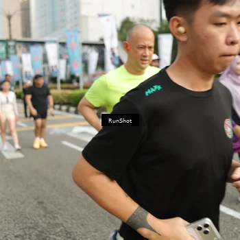 Runner Photo 4774255