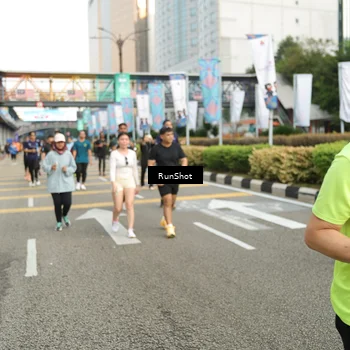 Runner Photo 4774286