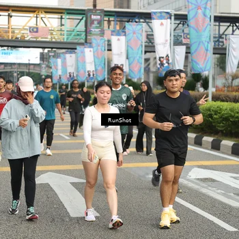 Runner Photo 4774299