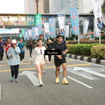Runner Photo 4774329