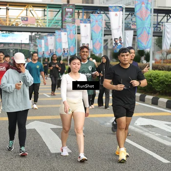 Runner Photo 4774344
