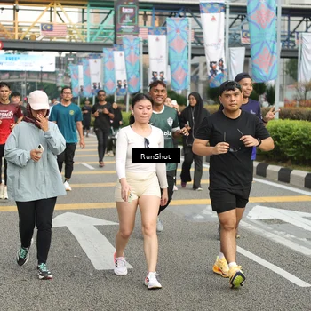 Runner Photo 4774369