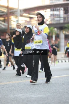 Runner Photo 4774371