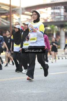 Runner Photo 4774376
