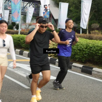 Runner Photo 4774383