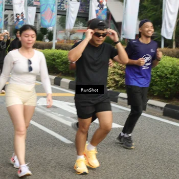 Runner Photo 4774390