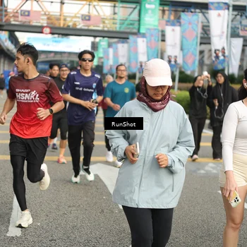Runner Photo 4774397