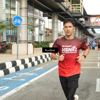 Runner Photo 4774441