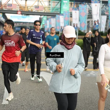 Runner Photo 4774458