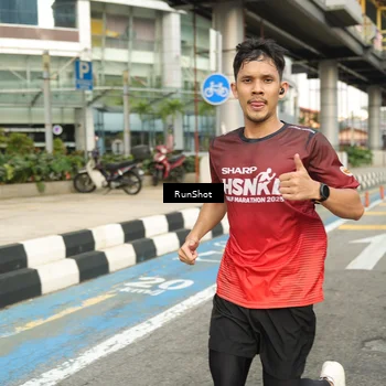 Runner Photo 4774511