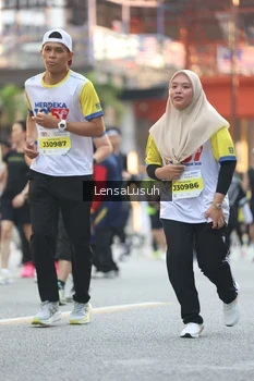 Runner Photo 4774611