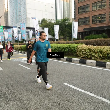 Runner Photo 4774666