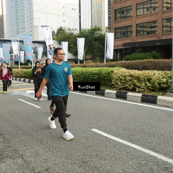 Runner Photo 4774667