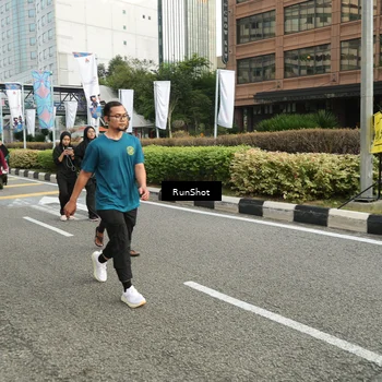 Runner Photo 4774668