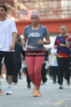 Runner Photo 4774710