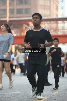 Runner Photo 4774894