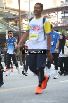 Runner Photo 4775057