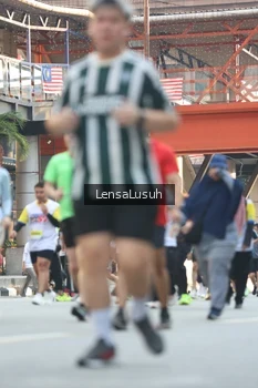 Runner Photo 4775400