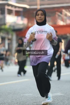 Runner Photo 4776117
