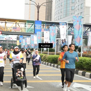 Runner Photo 4776136